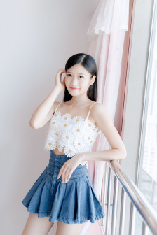 惩戒室打屁股女贝网